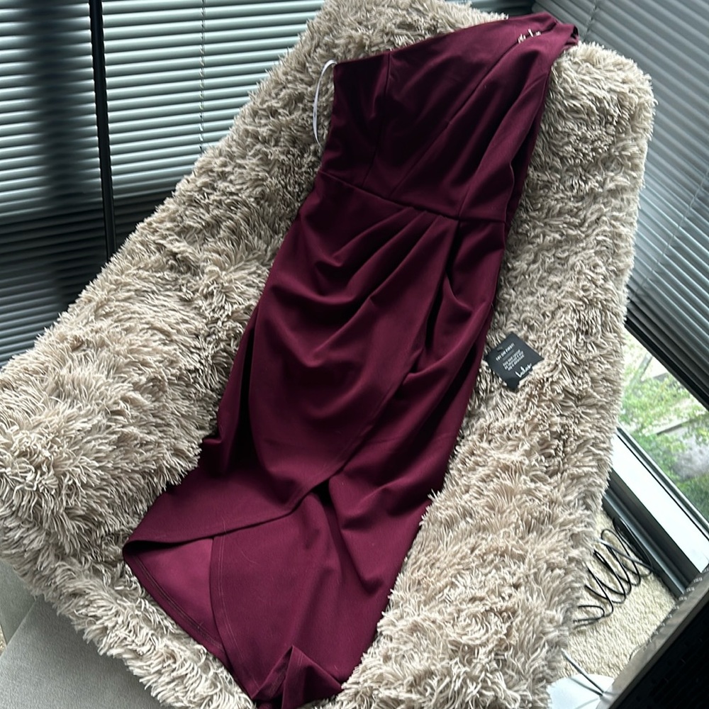 Lulu formal dress - Picture 1 of 6